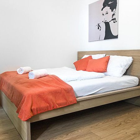 Lovely 2Br Shared Apartment, Enkplatz U3, 15Min To Center Βιέννη Εξωτερικό φωτογραφία